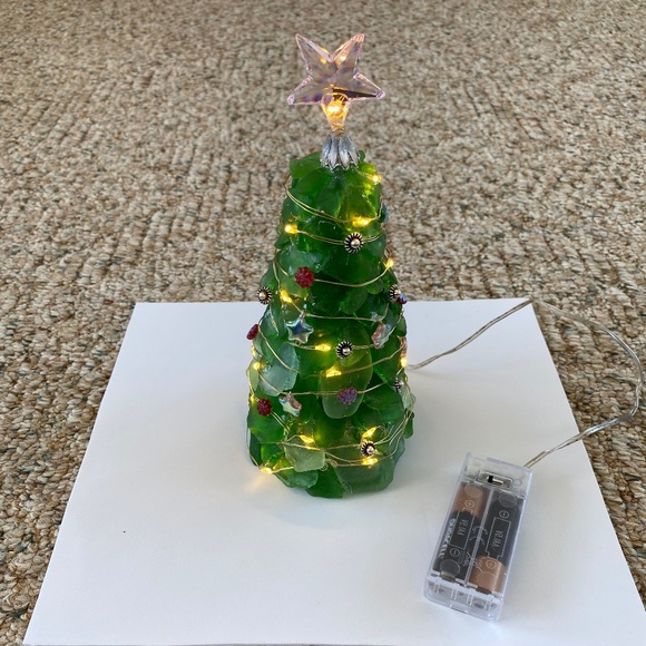 Sea Glass Christmas lighted tree. Handmade with seagrass found on Mexico beach. - Picture 4 of 5